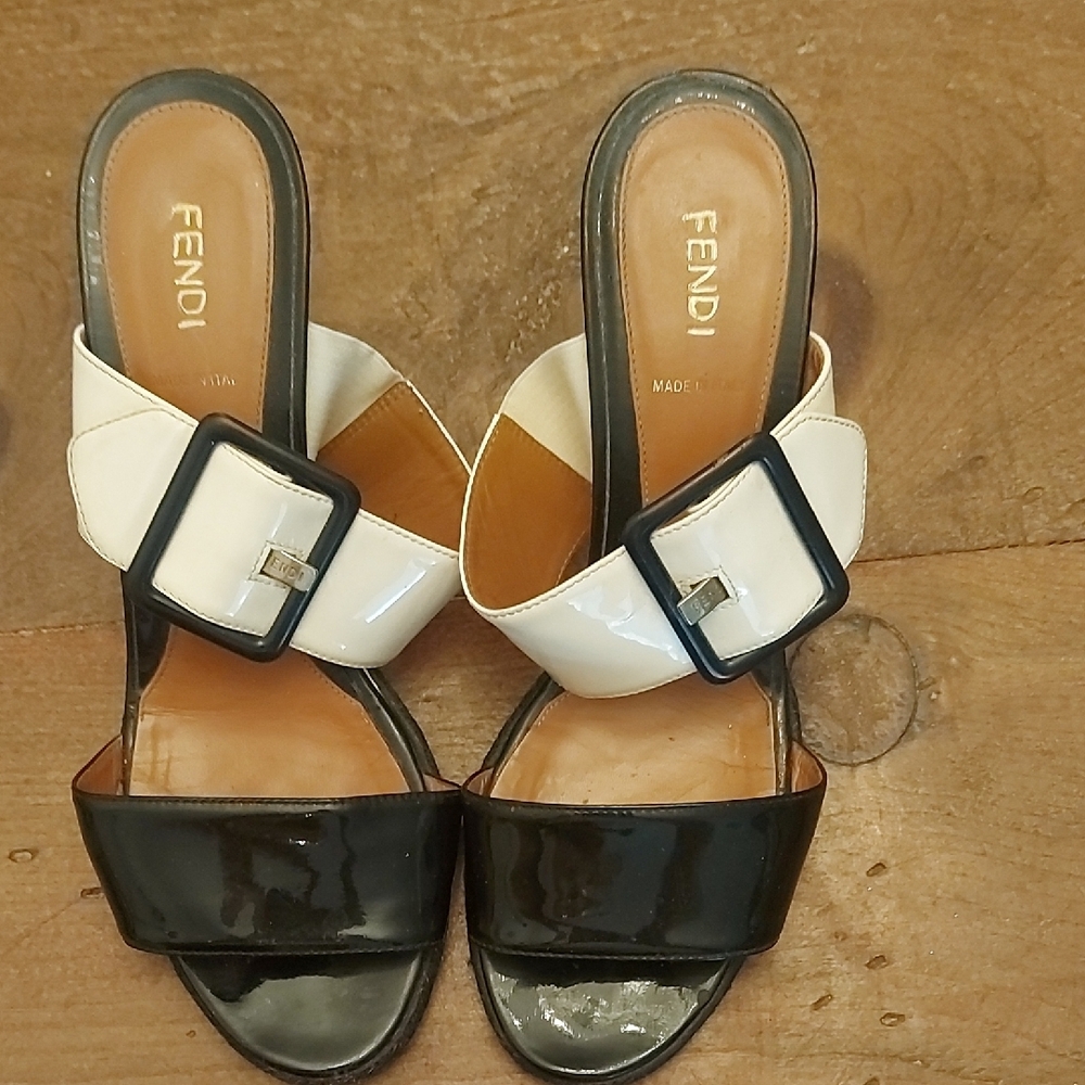 Authentic Fendi Black and White Womens Shoes